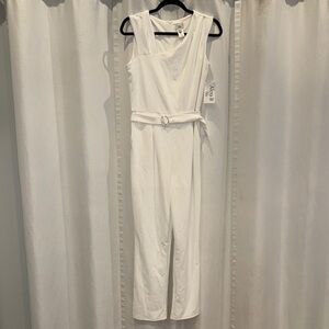 White Sleeveless Belted Jumpsuit with Relaxed Fit Size 10 NWT